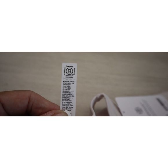 Athleta 556403022 Women's Sz S Veil Gray Aurora Seamless Crop Rib Tank Top - Picture 5 of 7